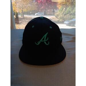 Atlanta Braves Baseball Hat New Era 59Fifty Size 7 3/4 Fitted  EUC